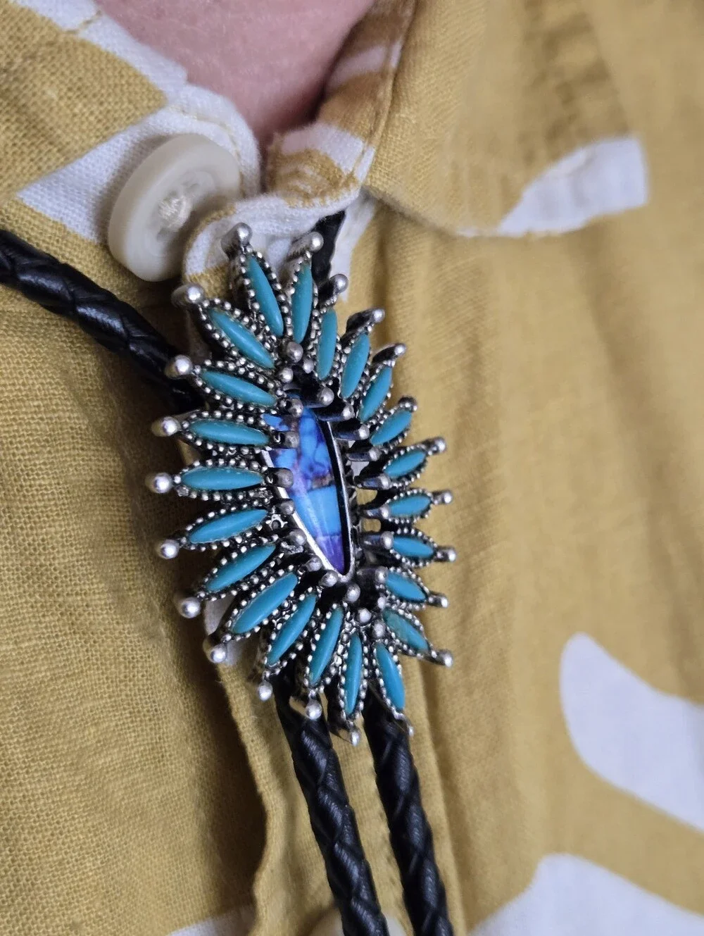 Silver Faux Turquoise Western Bolo Tie Leather Braid Rockstar 70s Aesthetic
